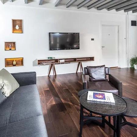 Two Bedroom Palace *